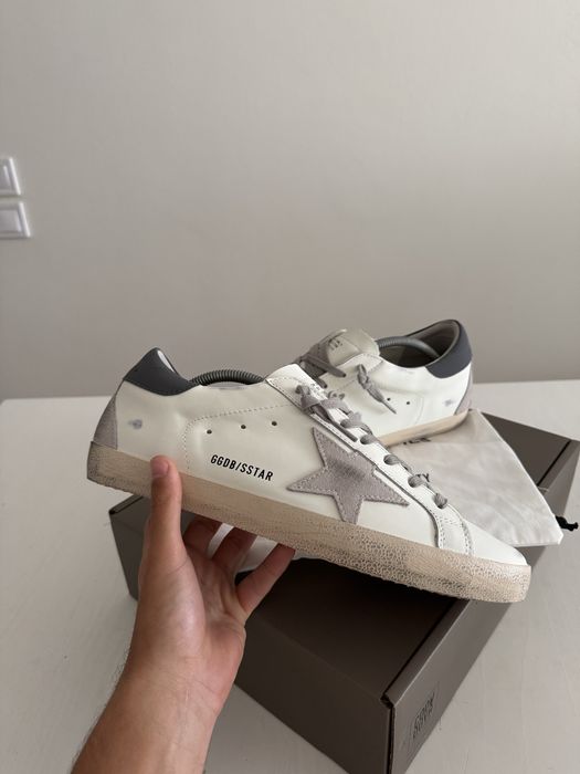 Golden goose cinza
