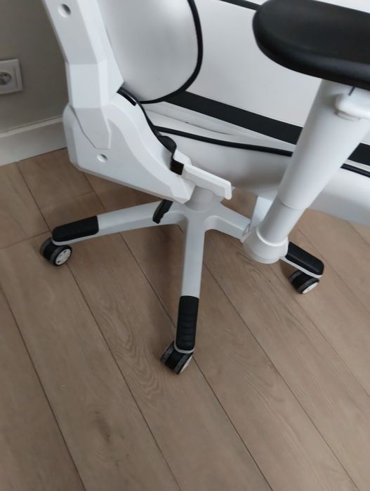 Fotel biurowy garmingowy AJON -9927
