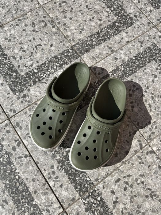 Мужские шлепанцы Crocs размер 41