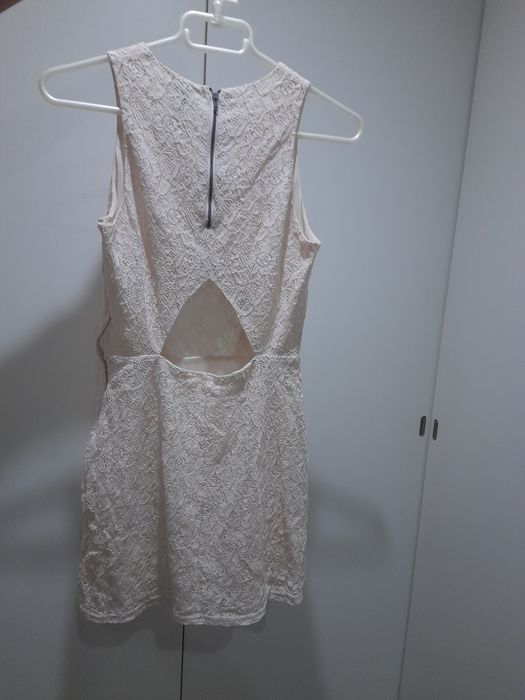 Vestido DIVIDED Novo
