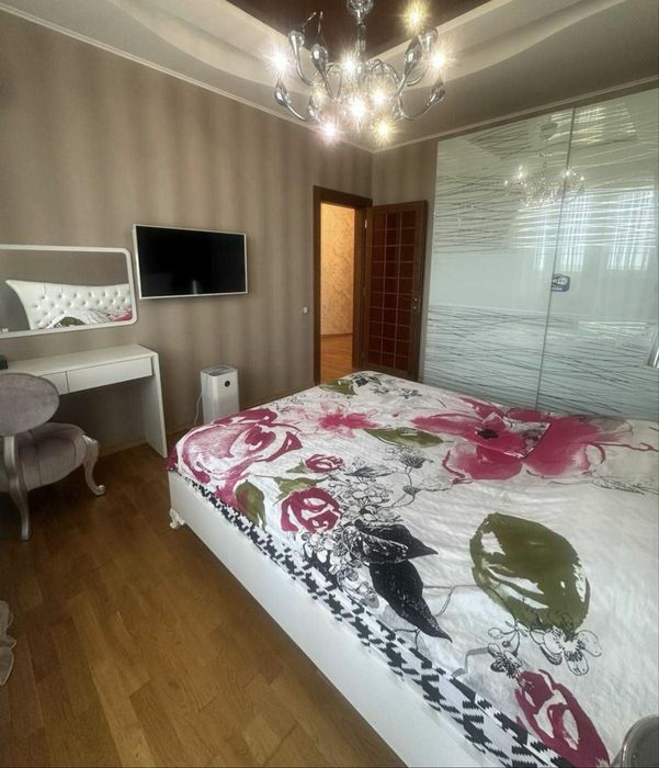 Аренда 3к.кв. 130 кв.м. Новострой ЖК « Монте Плаза», пр.Науки, 45/3.