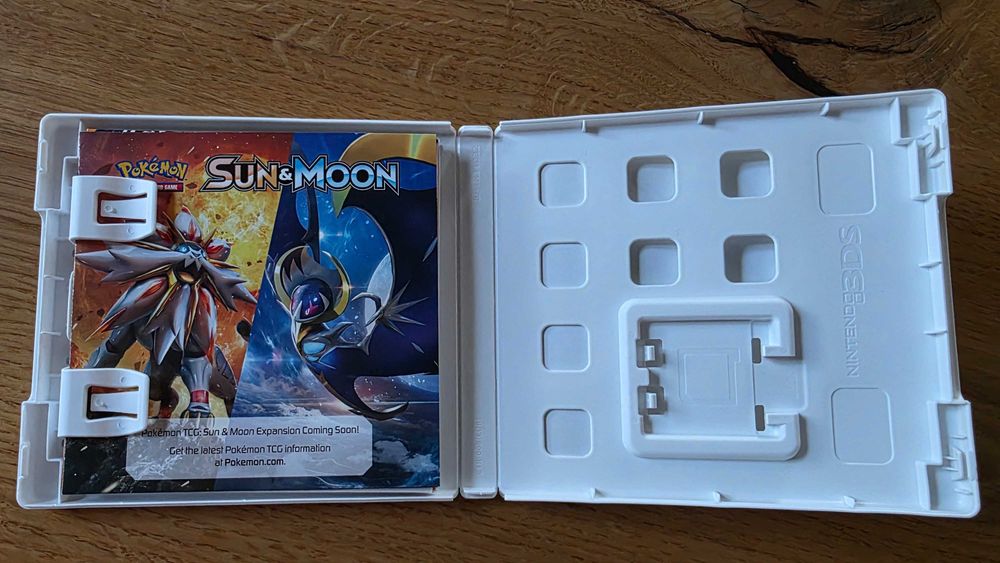 Pokemon Moon - Nintendo 3DS - SAMO PUDEŁKO