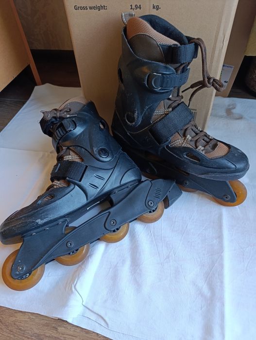 Роликові ковзани   дорослі. Розмір 40 ; 43