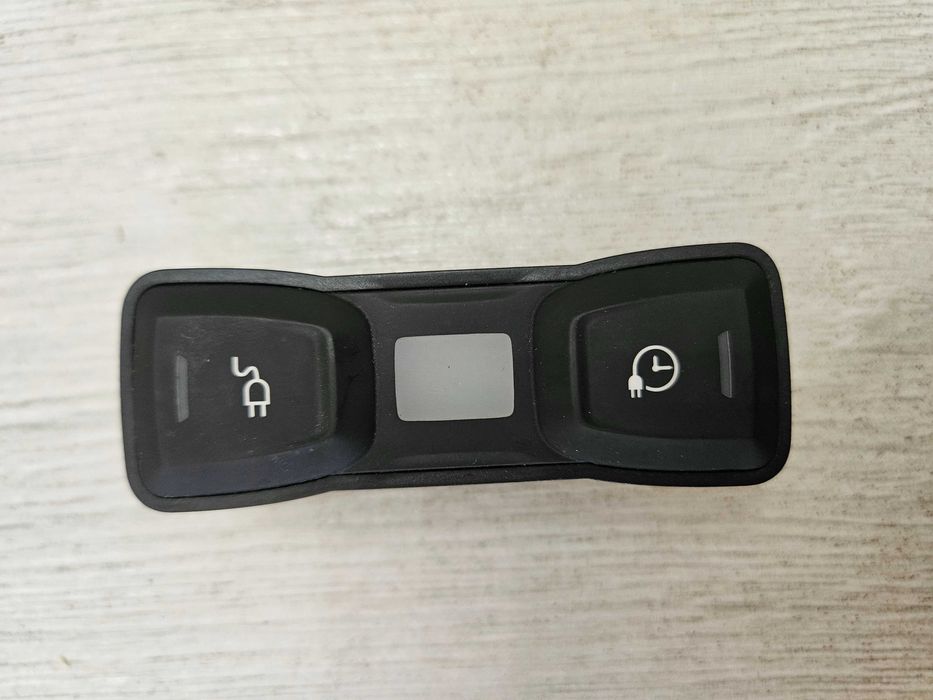 Audi Q5 80A PHEV — блок кнопки зарядного порту 8V0915211D (оригінал)