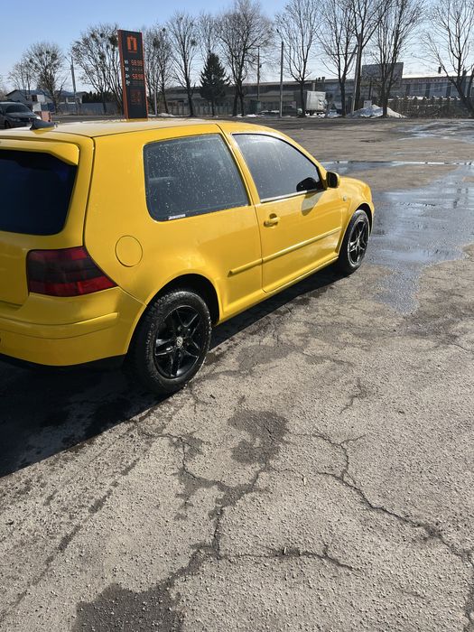 Volkswagen Golf IV