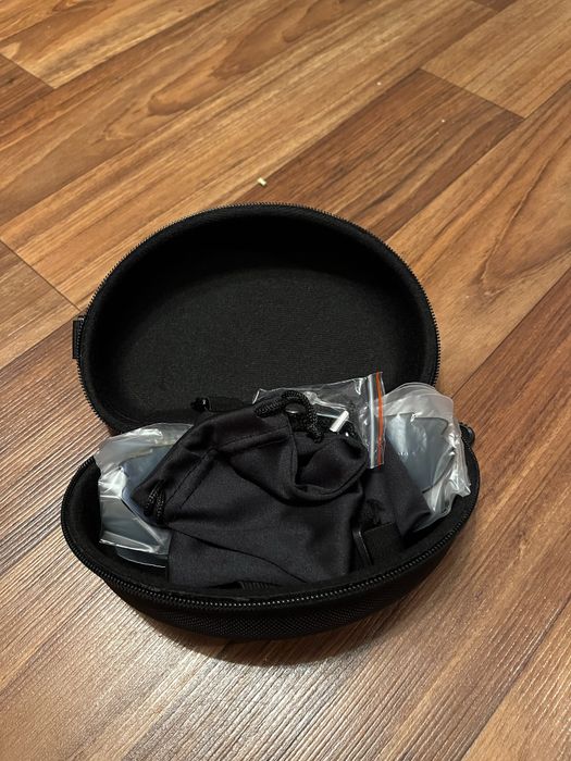 Футляр с линзами на очки oakley