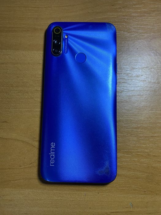 Realme C3. 3/32 gb.