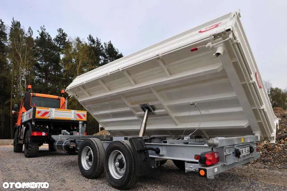 Fliegl Tsk 118 Trójstronna Wywrotka  Przyczepa Tandem Dwuosiowa
