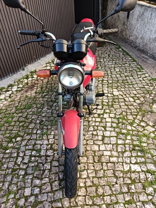 Honda CG 125 ...