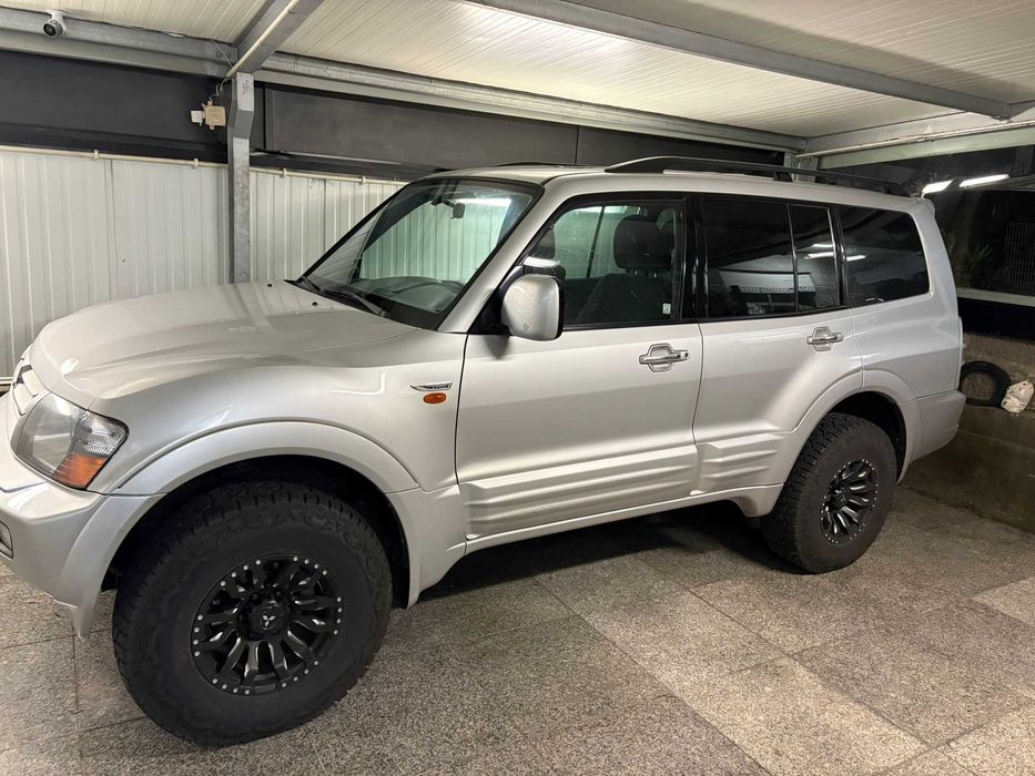 Mitsubishi Pajero DID GLS  3.2