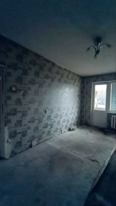 Продам 2 кімнатну квартиру на Карачунах (Миколаївське шосе)