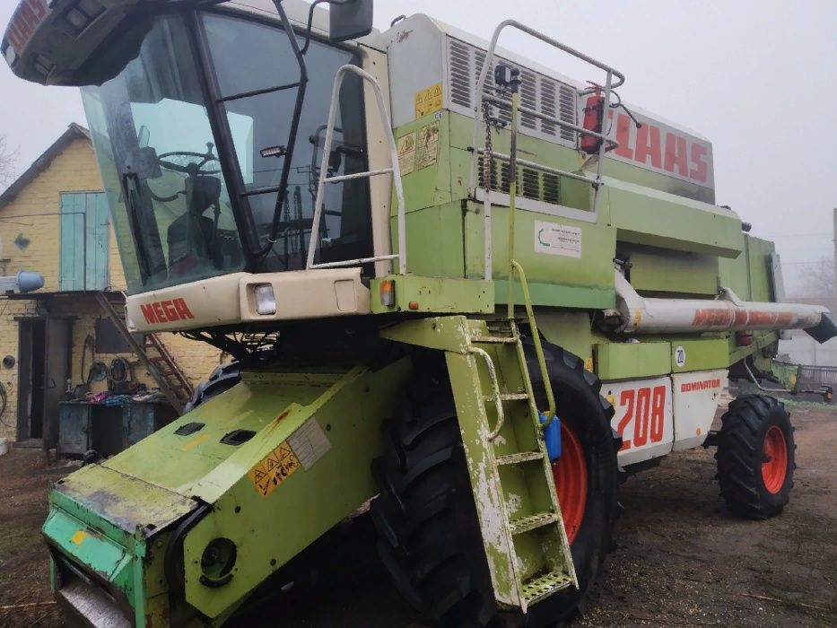 Claas Mega 208 II