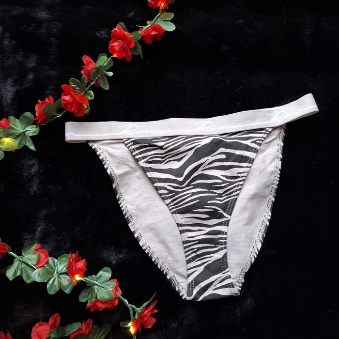 Figi damskie River Island