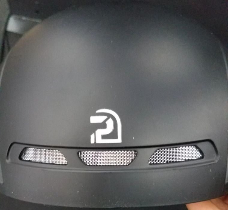 PEMILA Cycling Helmet: Ideal for MTB Tinted Lens.
Capacete de Ciclismo