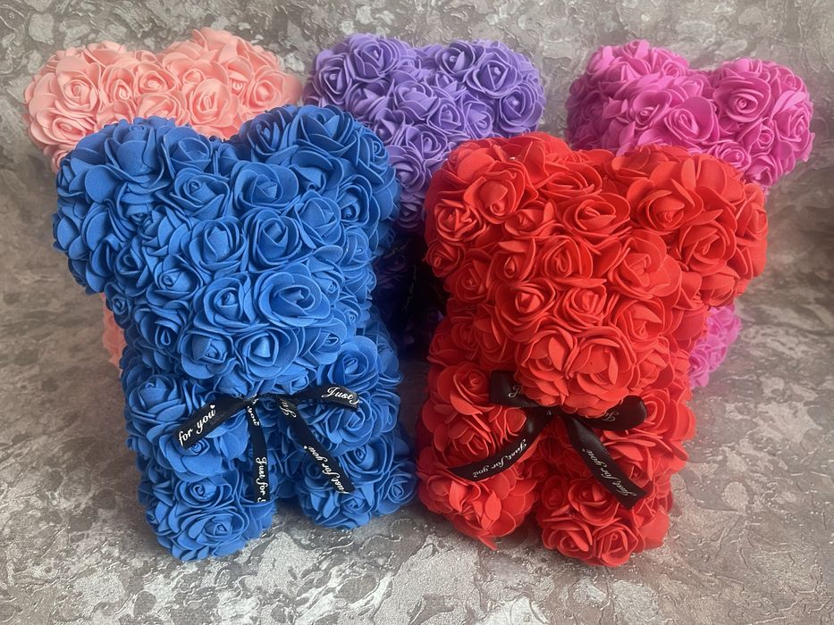 Ведмедики з троянд. Мишки из роз. Сувенірний ведмедик. Подарунок.