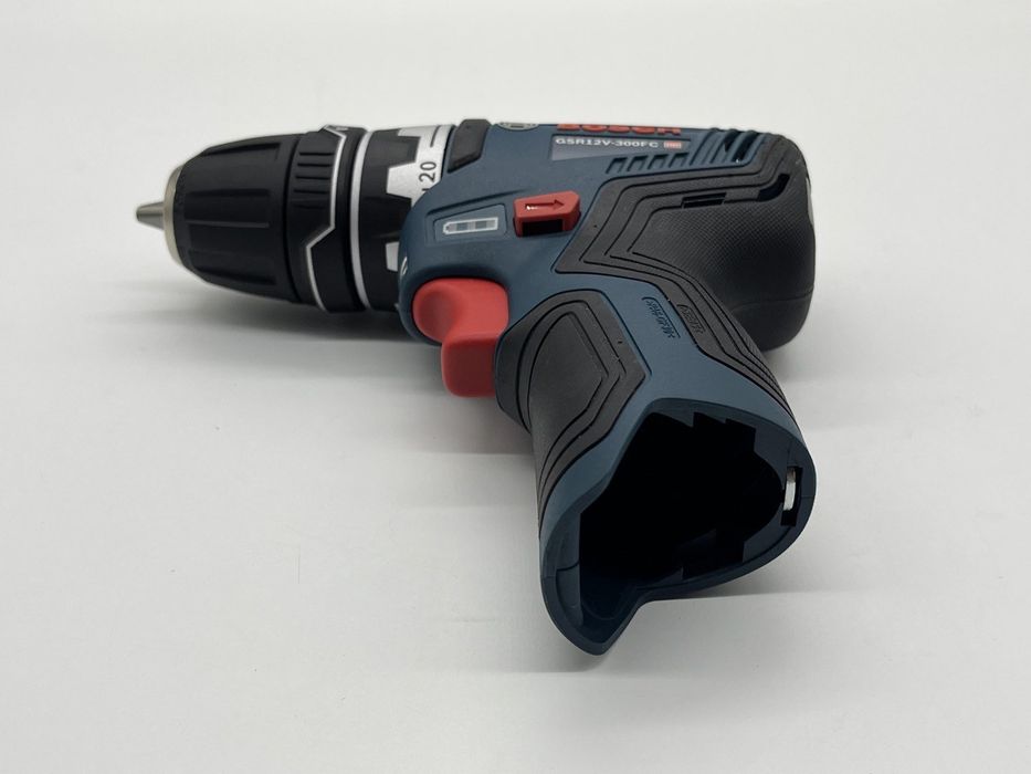 Аккумуляторный бесщеточный шуруповерт 5-in-1 Bosch GSR12V-300FCB22