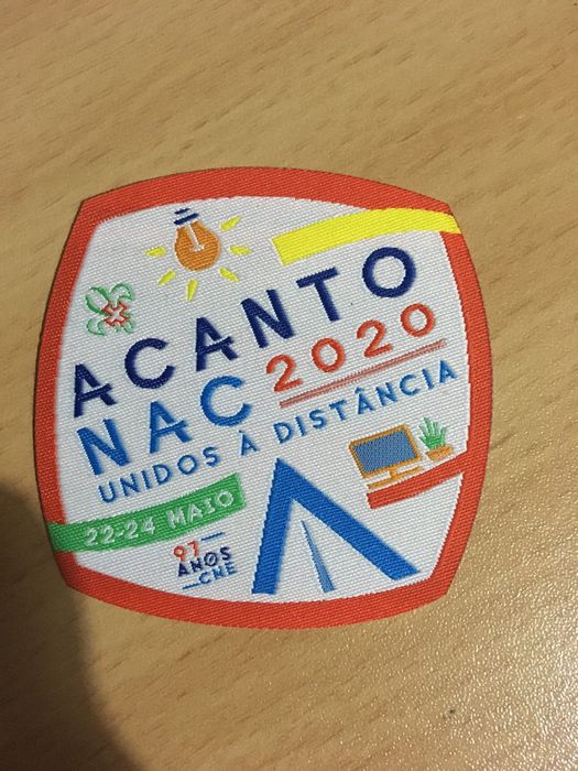 Insignias escutistas variadas