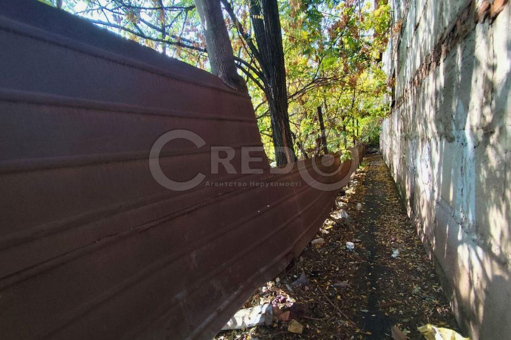 Продаж земельної ділянки в центрі, вул.Кобилянського,130