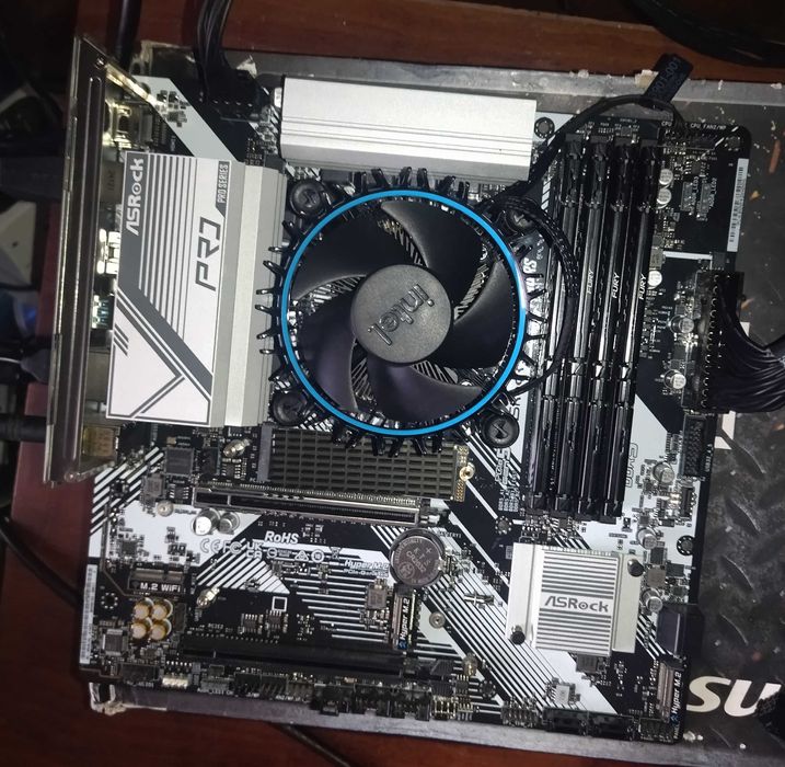 Intel Core i5 12400F+Asrock B760M Pro RS ( DDR5)