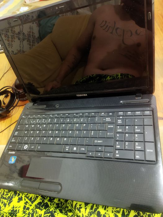 Laptop with Core i5 processor and 6 GB RAM64729620048513123