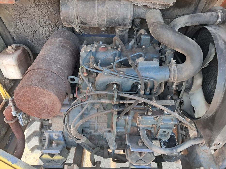 Vendo mine giratoria de 3 toneladas