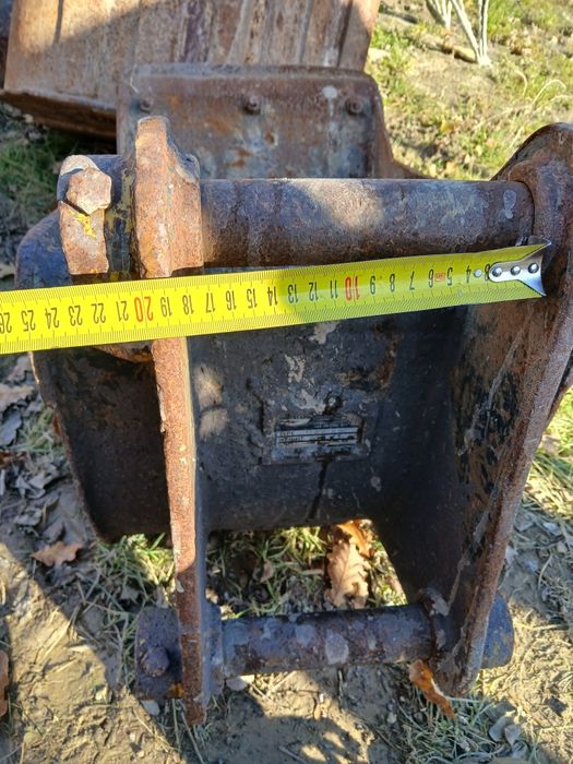 Łyżka do koparki jcb cat case 40cm i 90cm