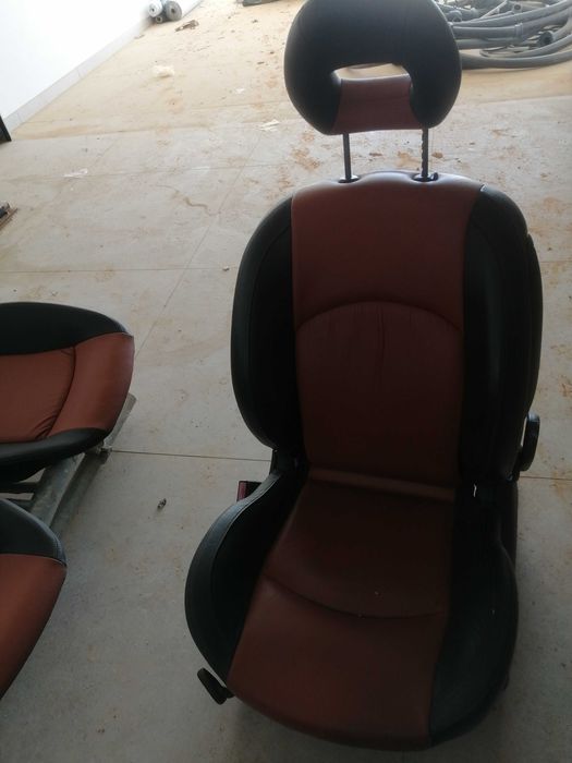 Bancos Pegeout 206 cc