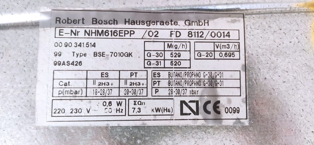 Placa de fogão Bosch a funcionar, faltam apenas botões de bancada