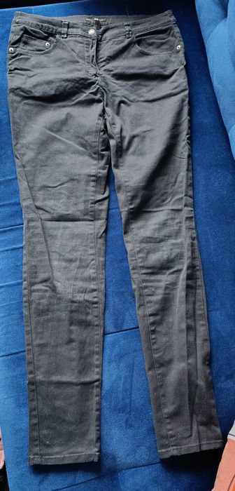 Czarne rurki h&m r. 38