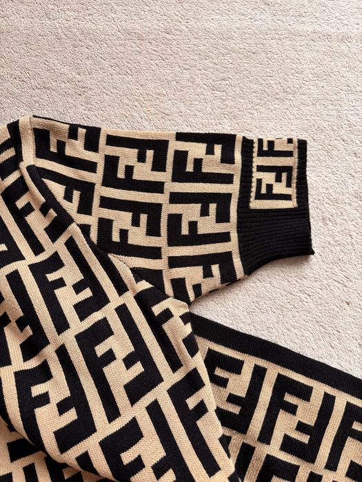 Плаття жіноче fendi