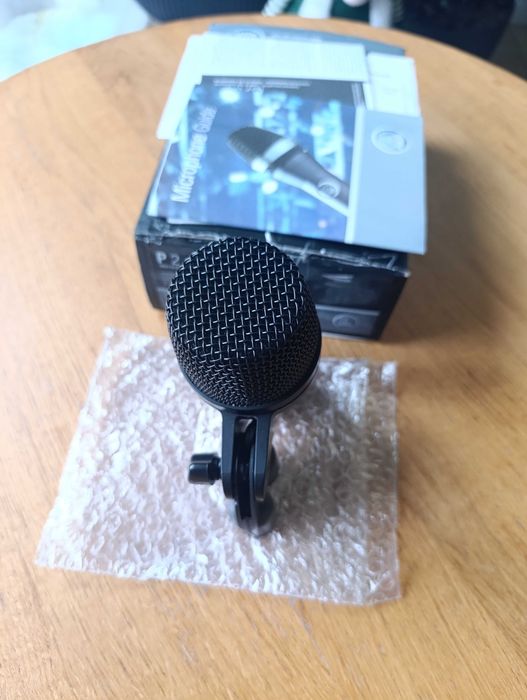 AKG p 2 microphon