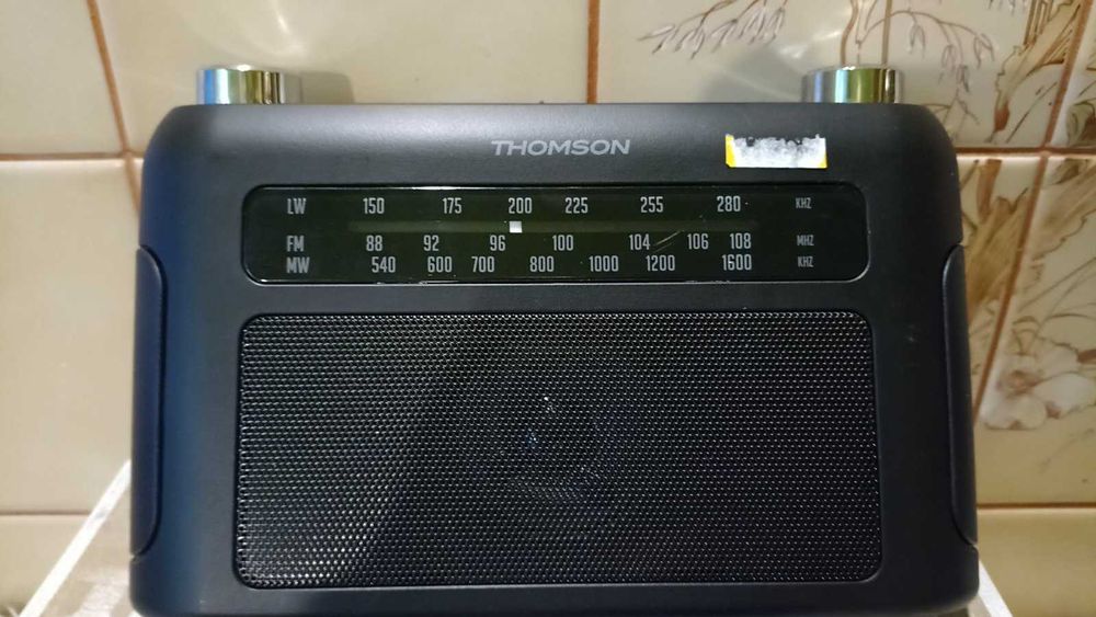 Radio Thompson STR-RT235