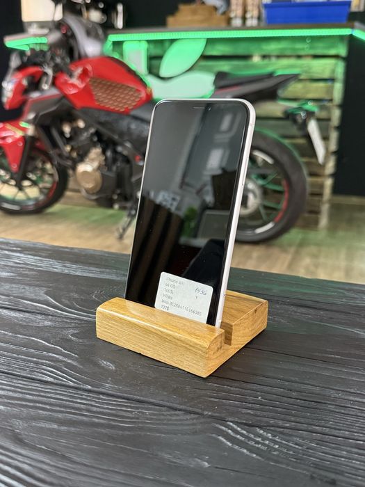 iPhone XR 64 GB Trade in