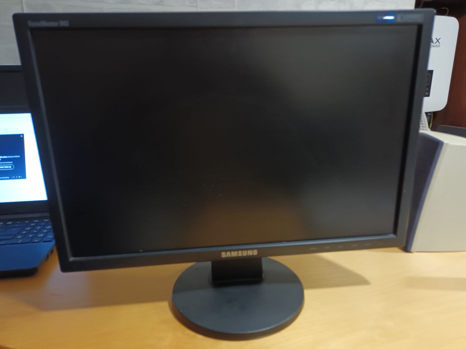 Monitores Lg em bom estado