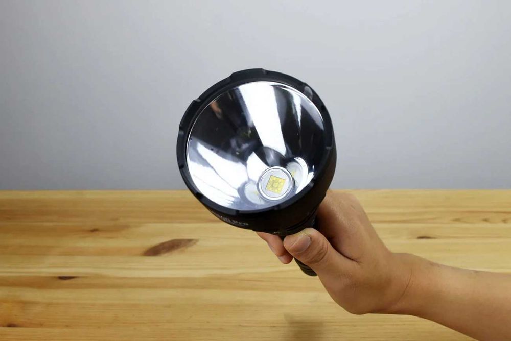 Nitecore MH40 Pro Надпотужний Дальнобійний Ліхтар 3500 Люмен 1300 Метр