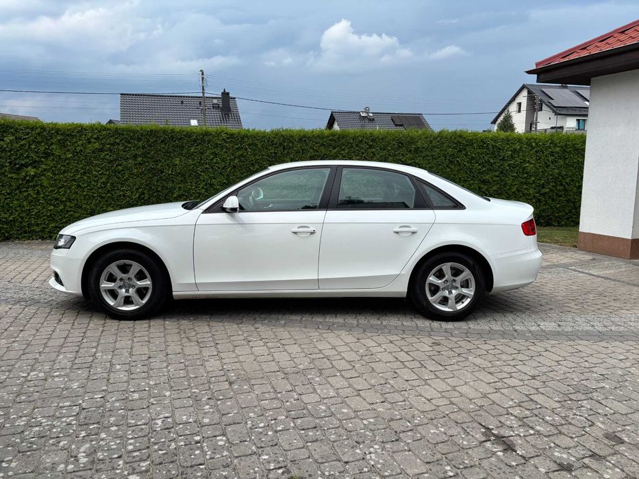 AUDI A4 B8 2.0 TDI 2009 SEDAN 170 KM