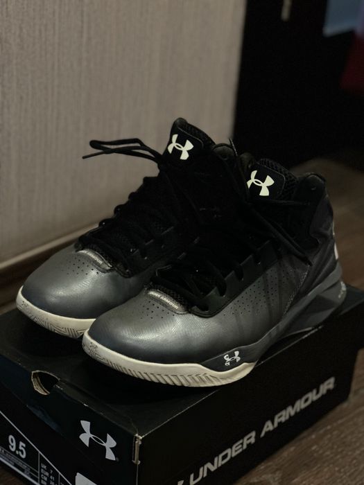 Кроссовки Under Armour