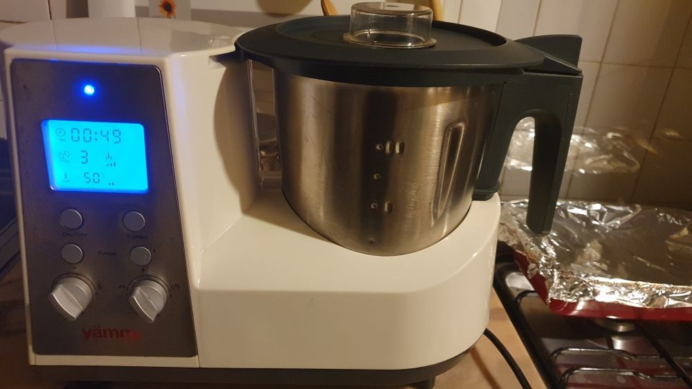 Yammi a trabalhar bem com todos os acessórios