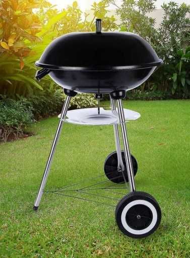 Grill bbq prosty w obsłudze, łatwy w przenoszeniu, idealny na lato