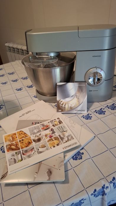 Batedeira e amassadeira KENWOOD