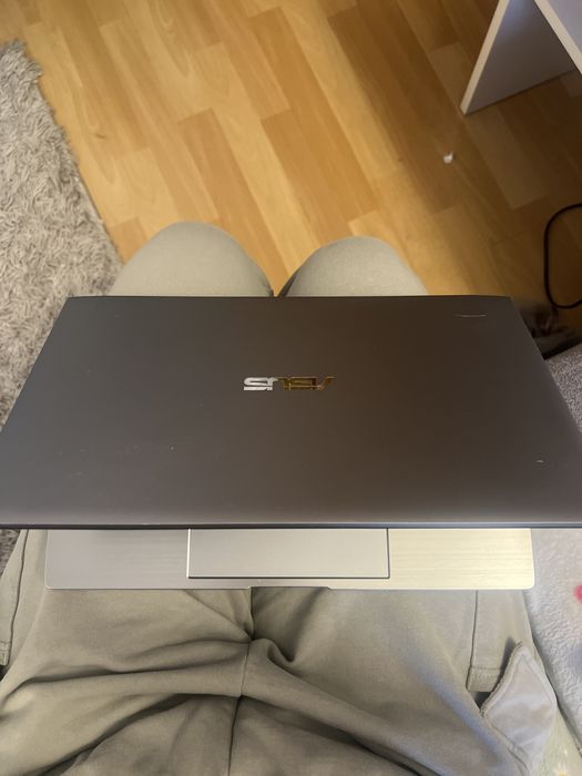 Laptop Asus Zenbook 14