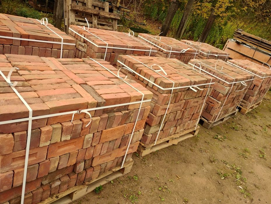 Cegła ręcznie formowana