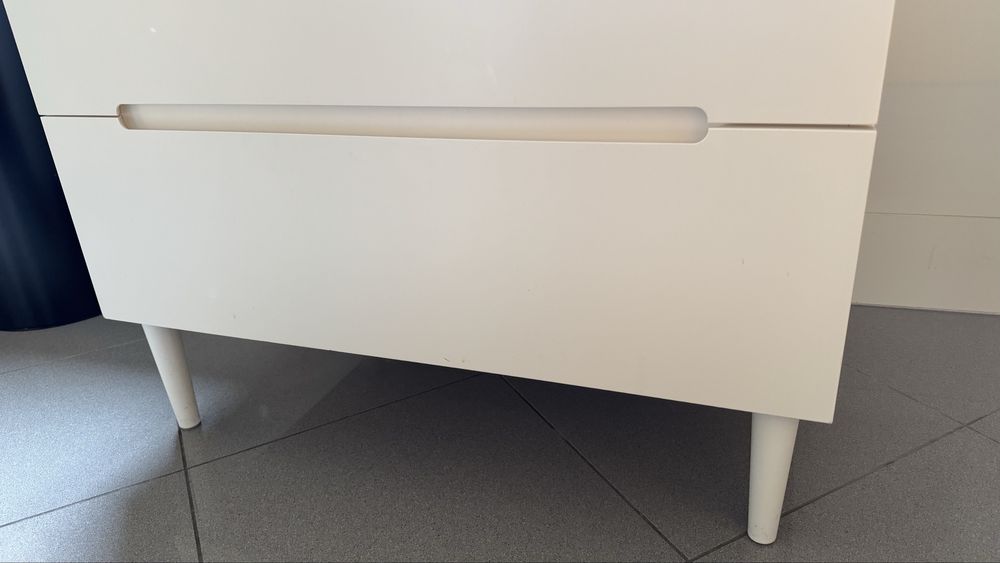 Cómoda branca com 2 gavetas, IKEA