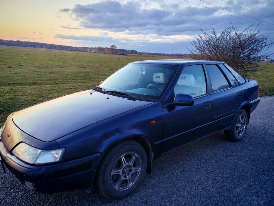 Автомобіль Daewoo Espero