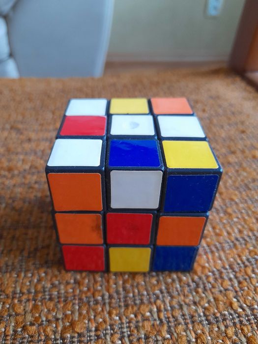 Кубик Рубика СССР  6 х 6 см. Хорошее состояние.