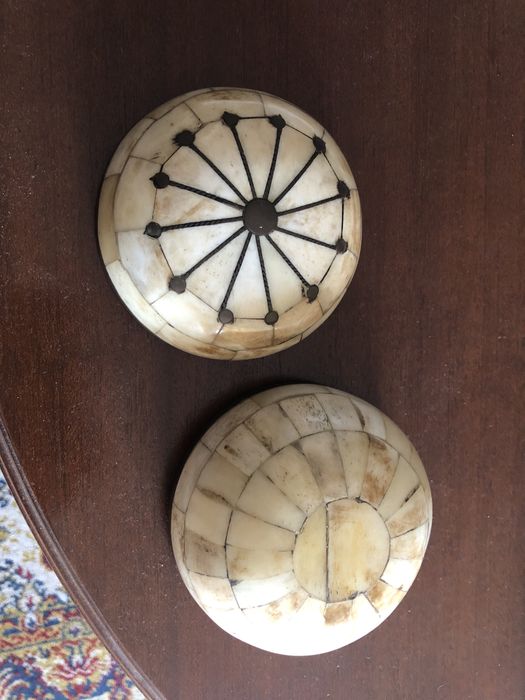 Guarda joias em madreperola