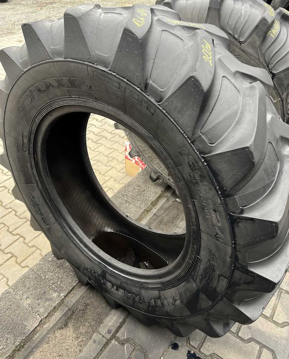 OPONA GALAXY Super Tractor R-1 13.6-24