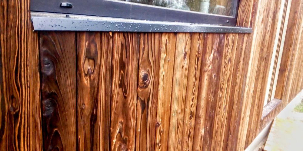 Deski elewacyjne palone,modrzewiowe, rustykalne.  Shou Sugi Ban