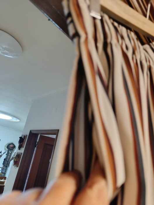 Calças fluidas, de pernas largas,muito elegantes