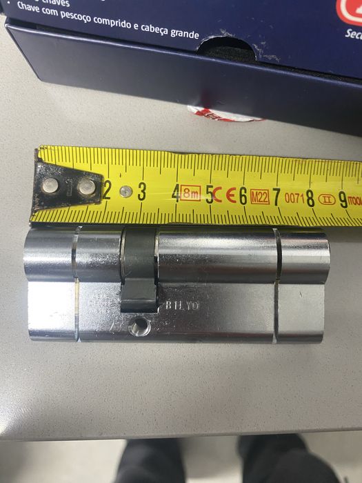 Fechadura nova com 4 meses de uso